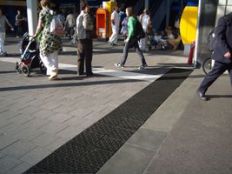 Securiton rubbertegel in geleidelijnen voor blinden,  slechtzienden & visueel gehandicapten